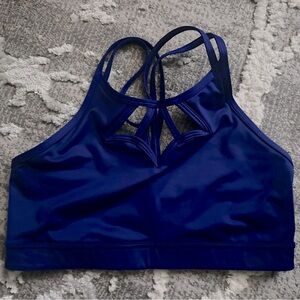 Victorias Secret Sport The Show-Off Strappy Wireless Sports Bra